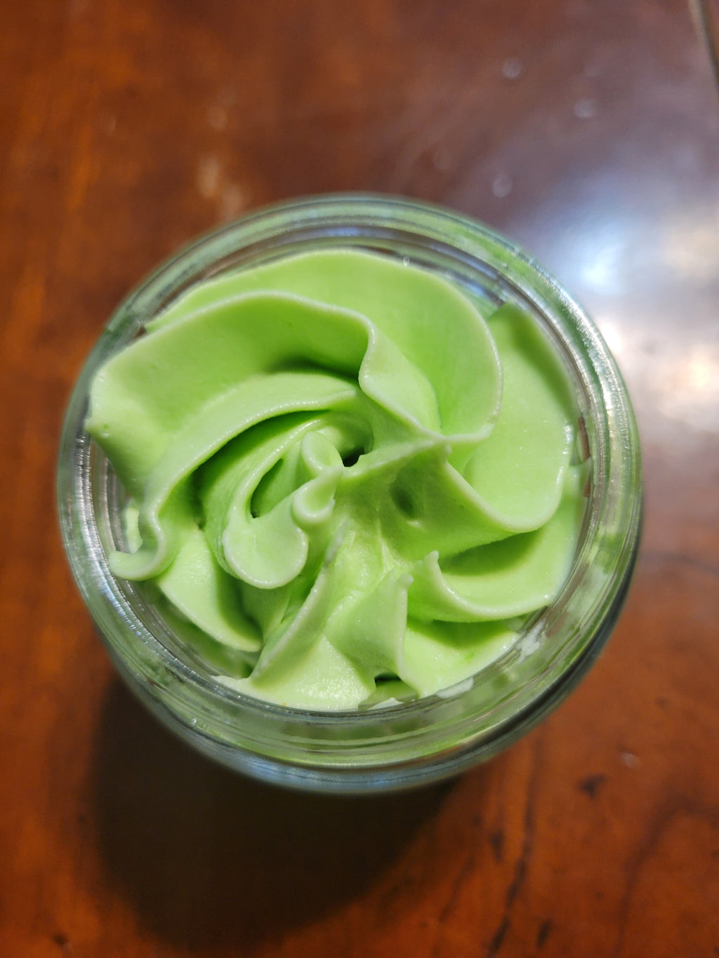 BODY BUTTER AND MOISTURIZING FACE CREAM BUNDLE