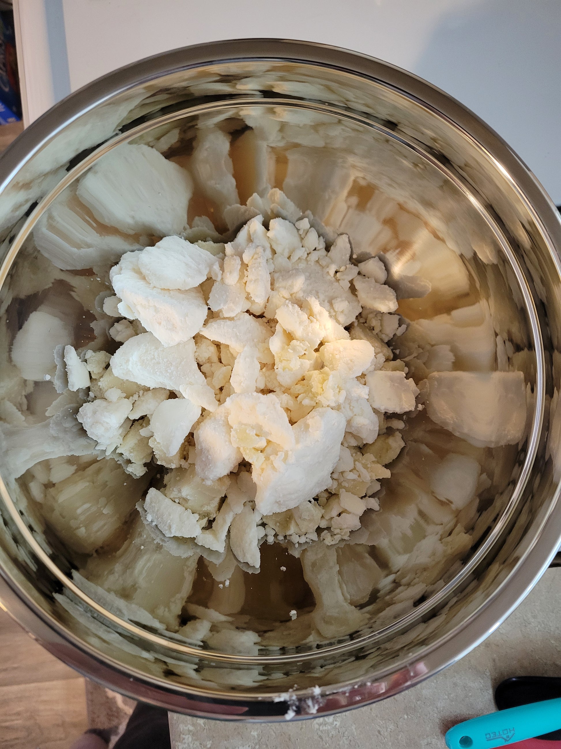 Organic raw butters for body butter 